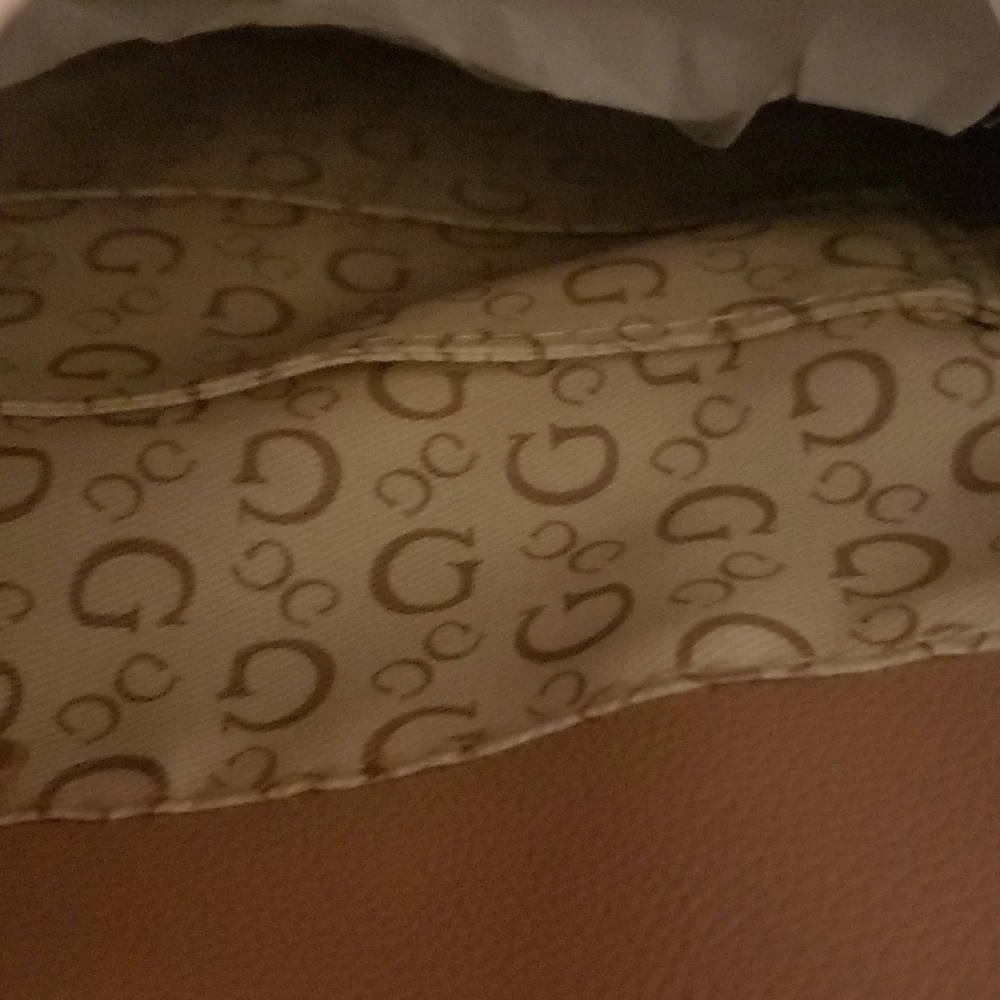 Brand new guess handbag - Picture 7 of 7